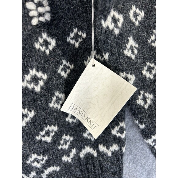 Nordic Traditional Hand Knit Shetland Wool Pullover Fair Isle Gray Rose Size M - Picture 8 of 9